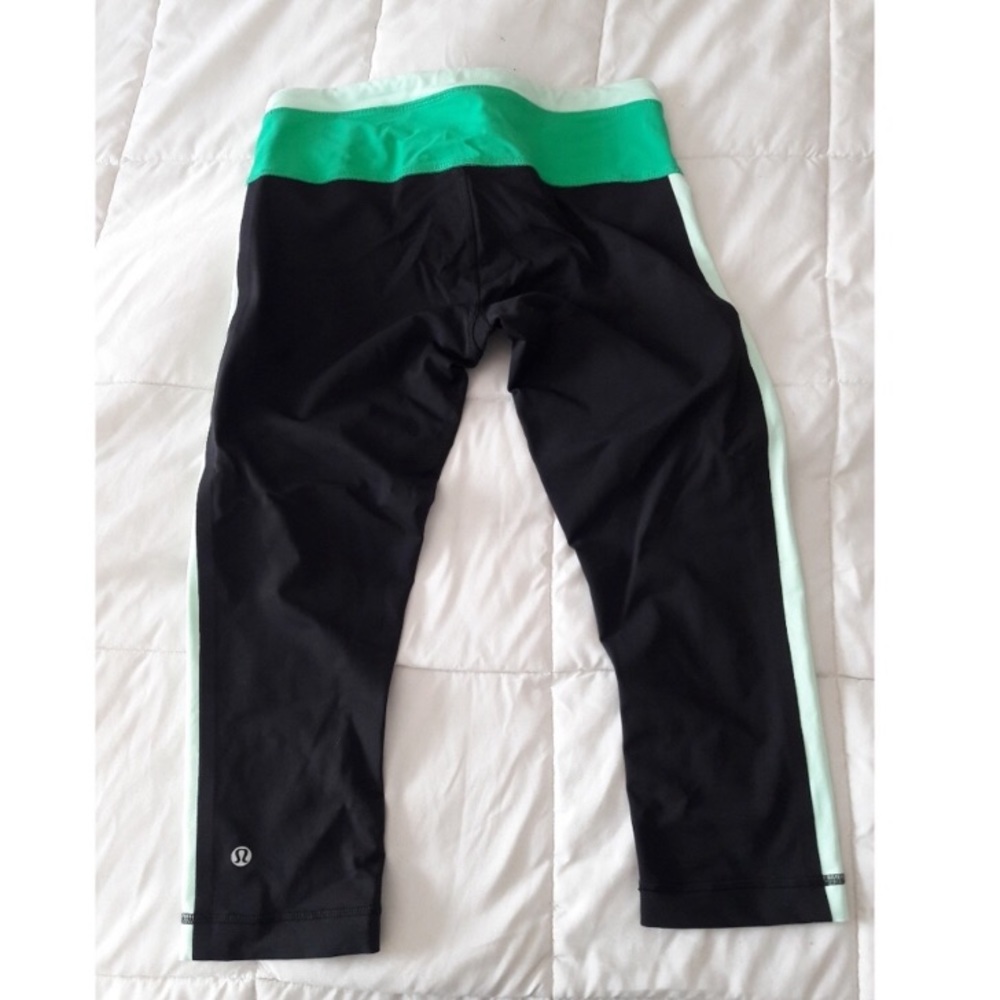 Lululemon crops